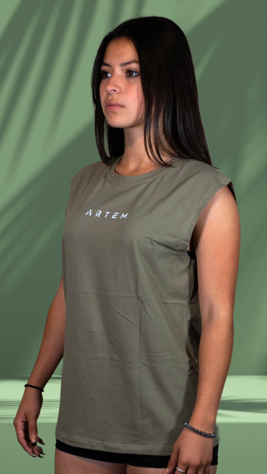 Singlet Drop Tank Top 02